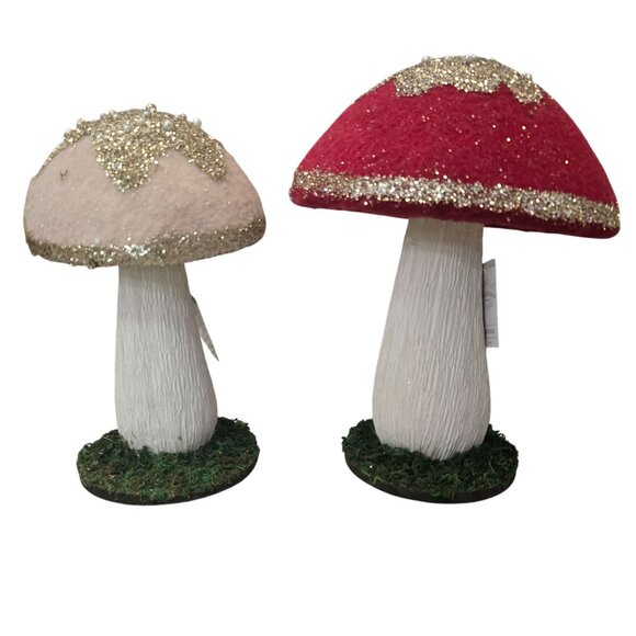Decorative Glitter Felt Mushroom set. Red white and gold mushroom decor - Picture 2 of 6